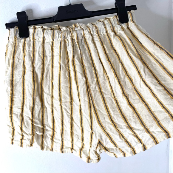 Primark Striped Neutral Shorts - Picture 5 of 5